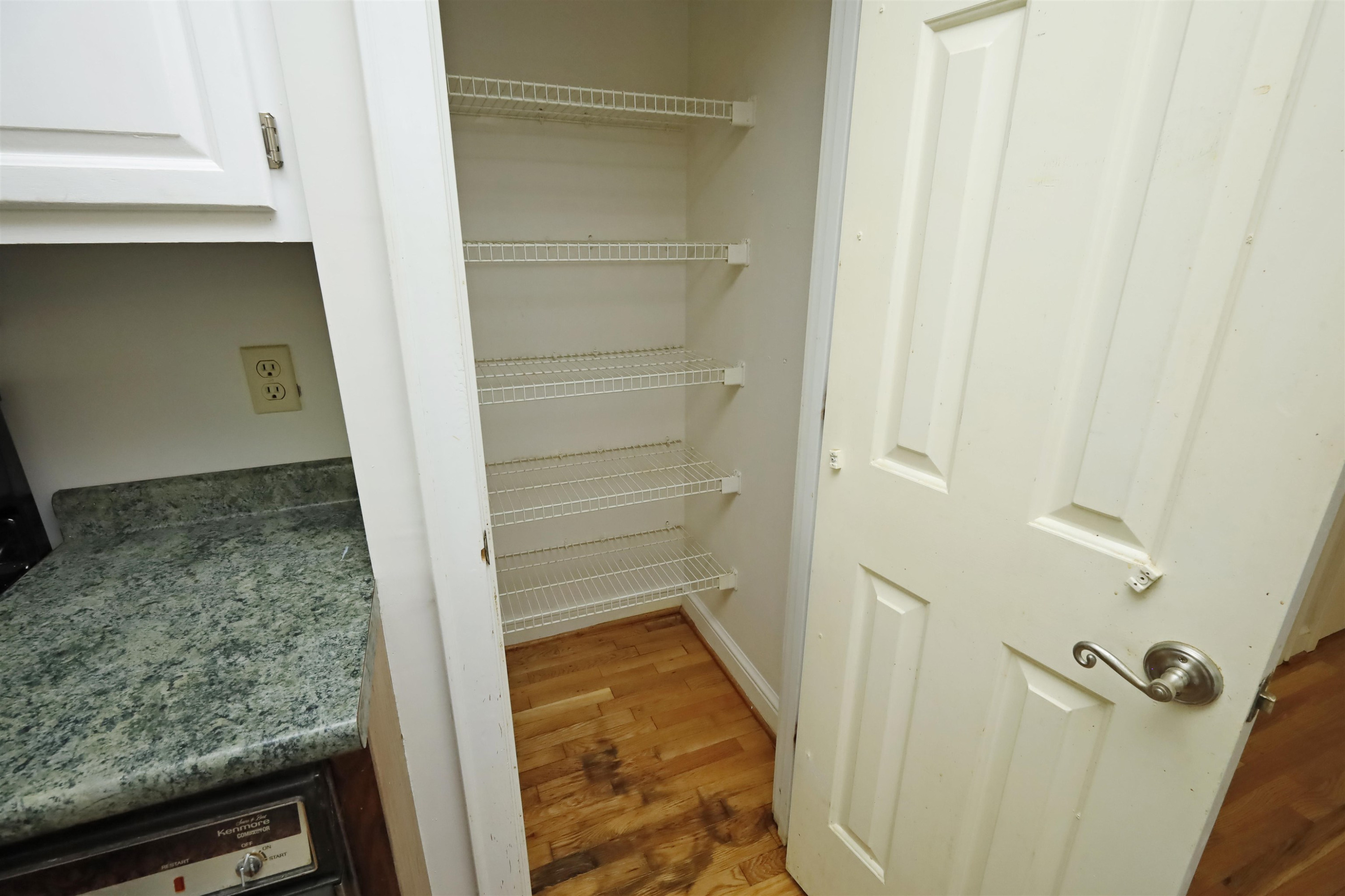 130 Weatherhill Pointe photo 14