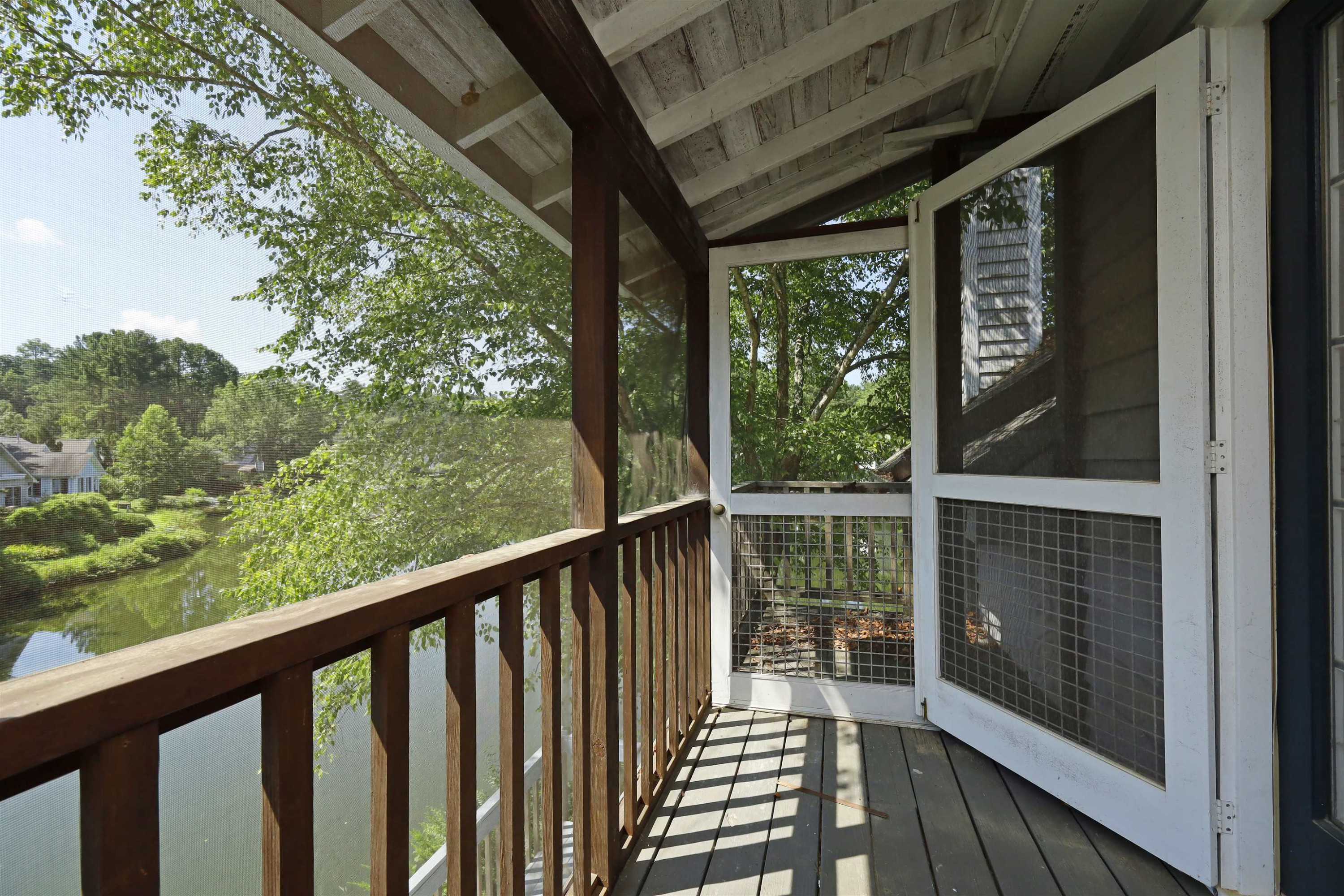 130 Weatherhill Pointe photo 25