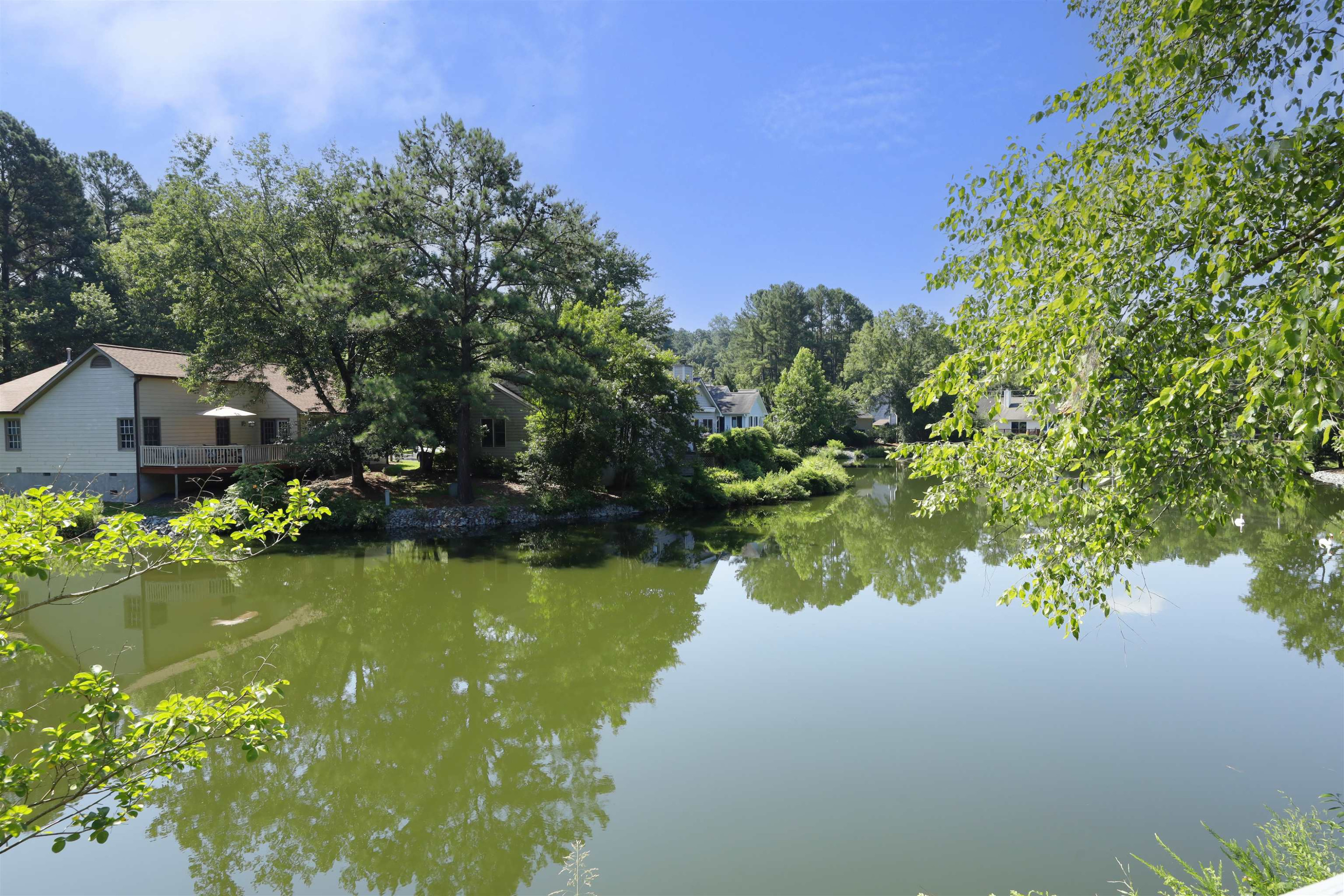 130 Weatherhill Pointe photo 32