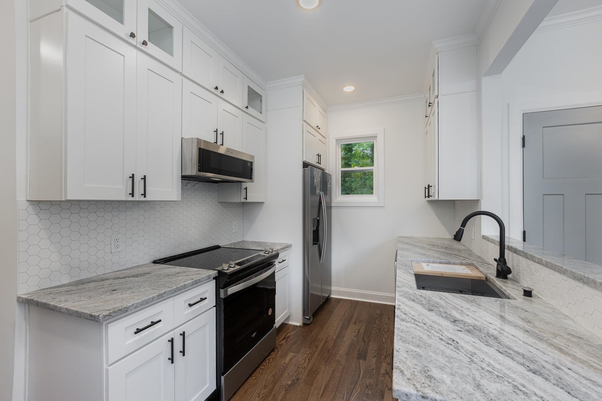 1217 Rosedale Avenue #B photo 9