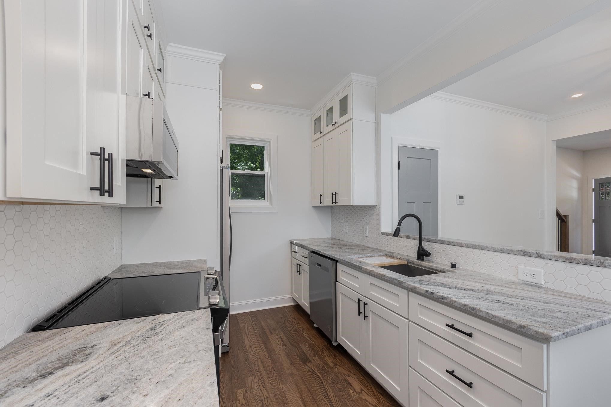 1217 Rosedale Avenue #B photo 10