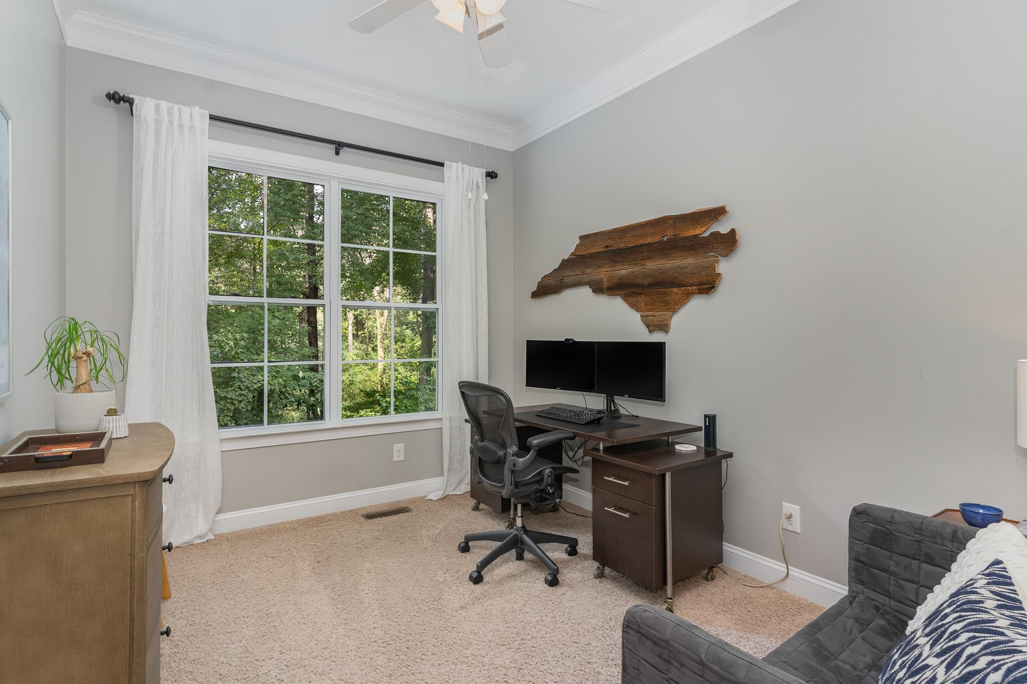 208 Legends Way photo 10