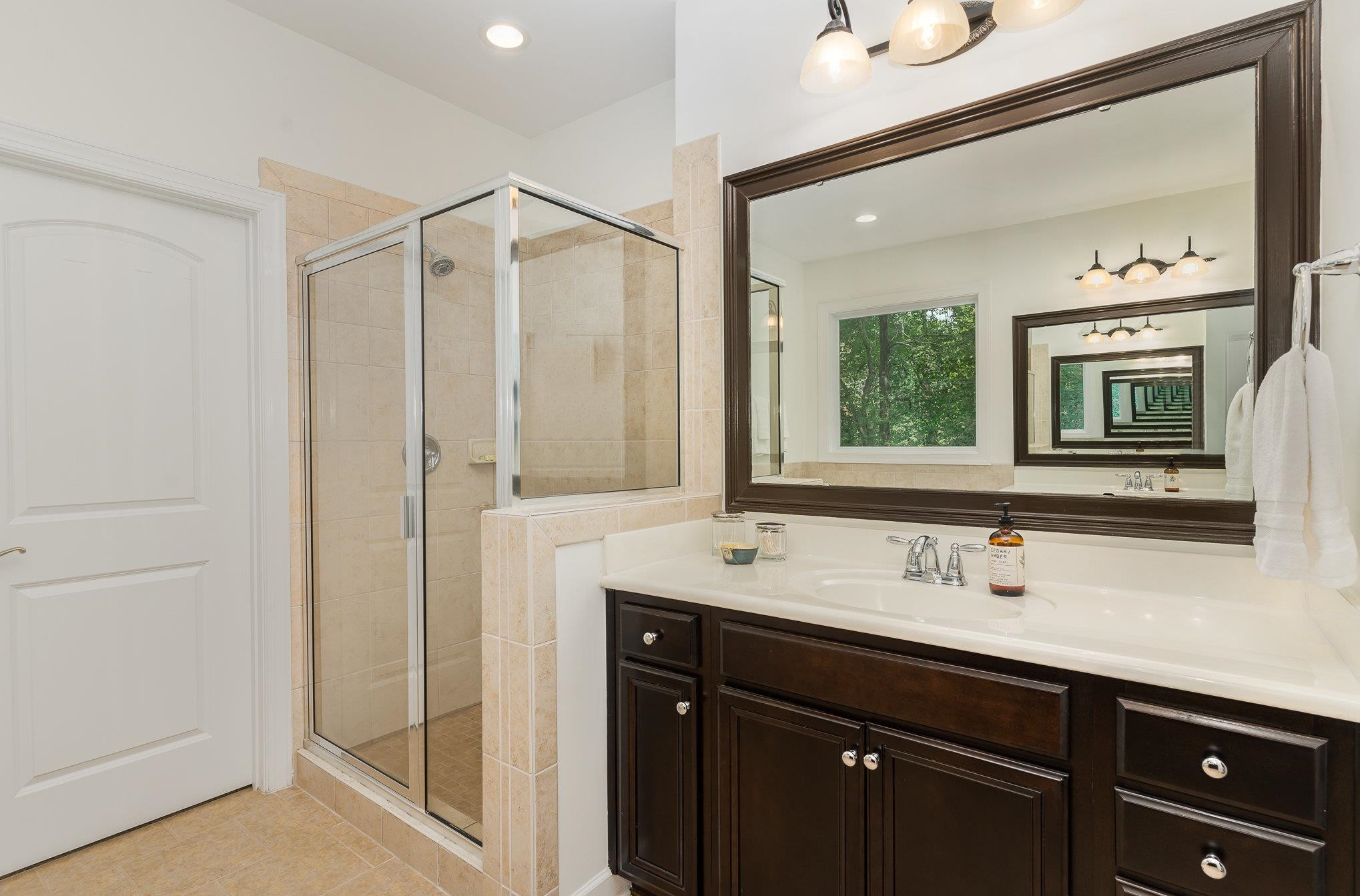 208 Legends Way photo 16