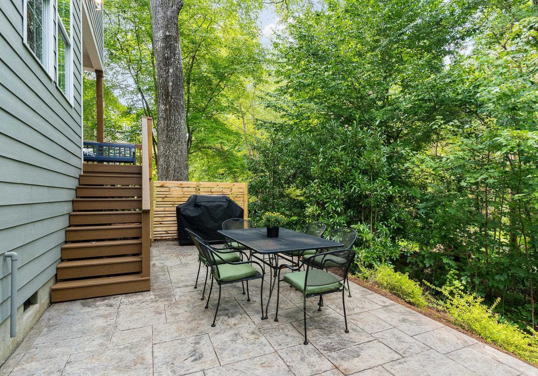 208 Legends Way photo 26