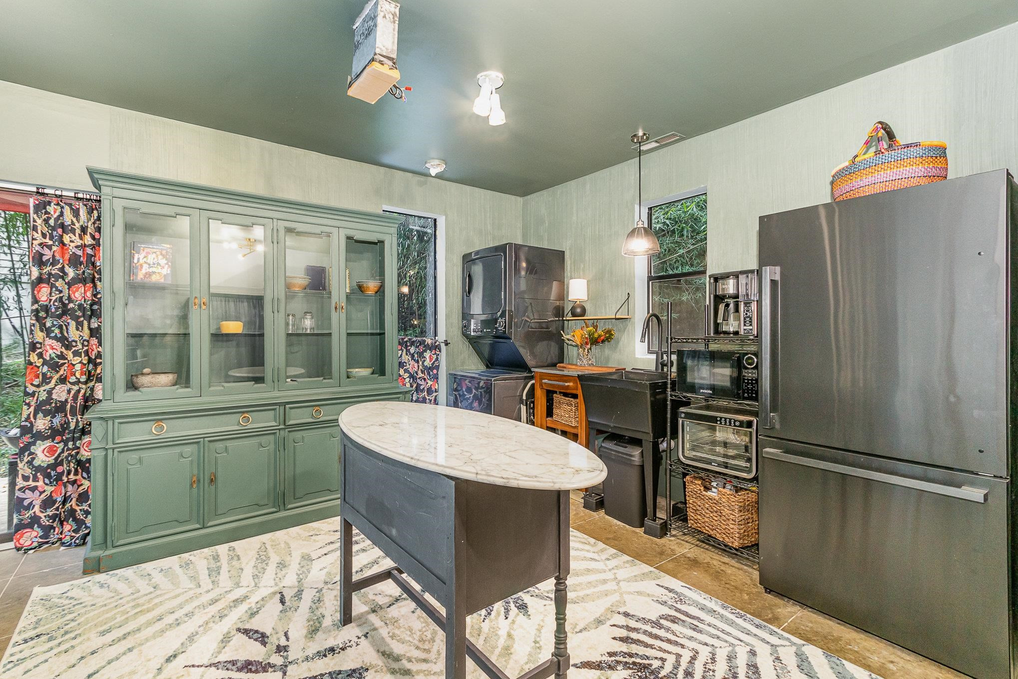 130 E Longview Street #A photo 3