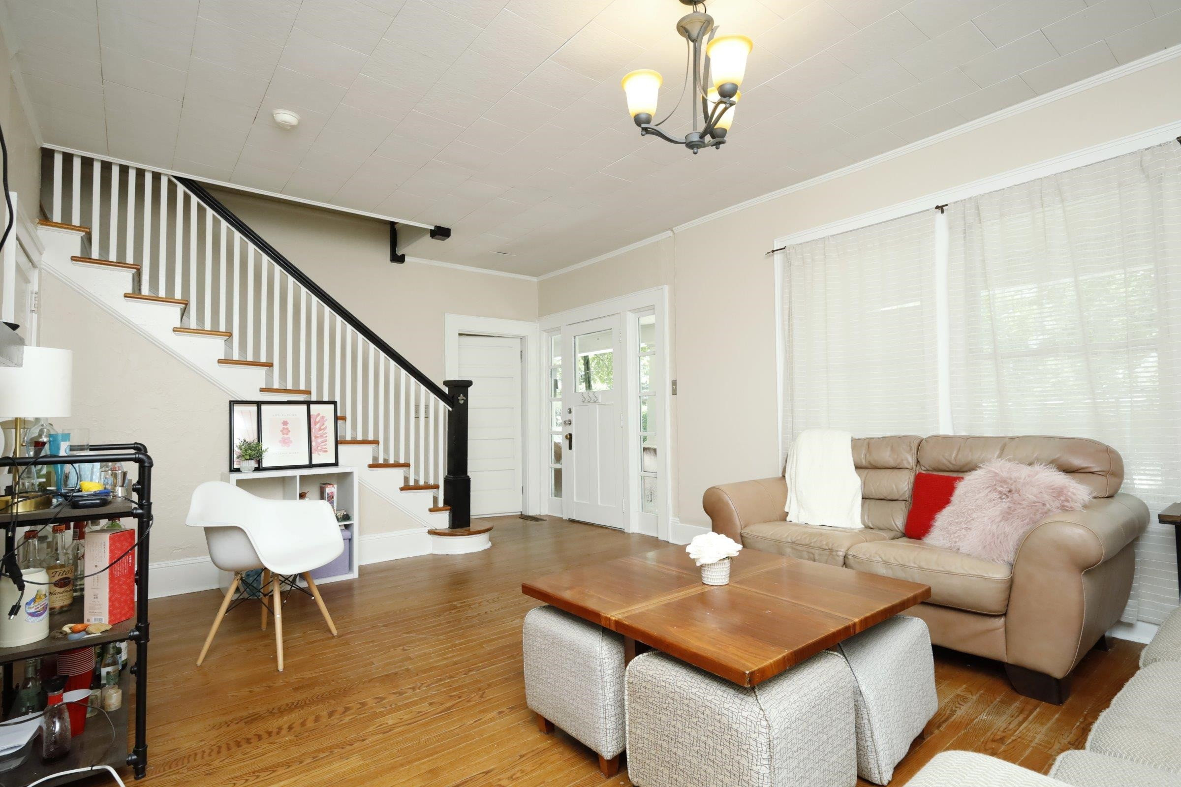 302 Henderson Street photo 6