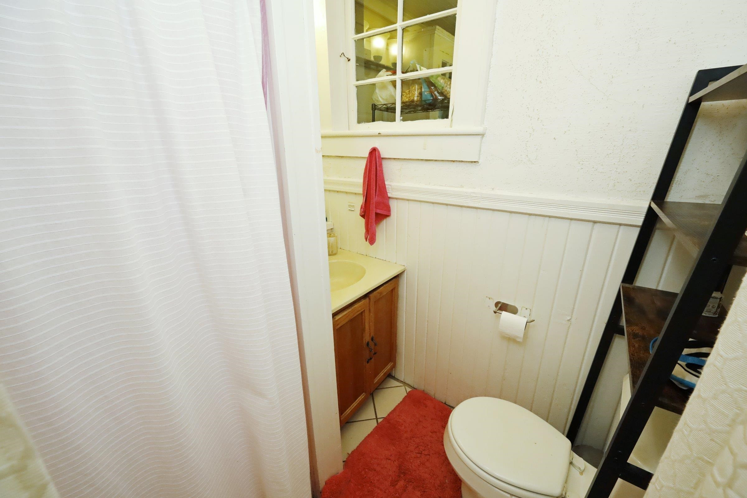 302 Henderson Street photo 16