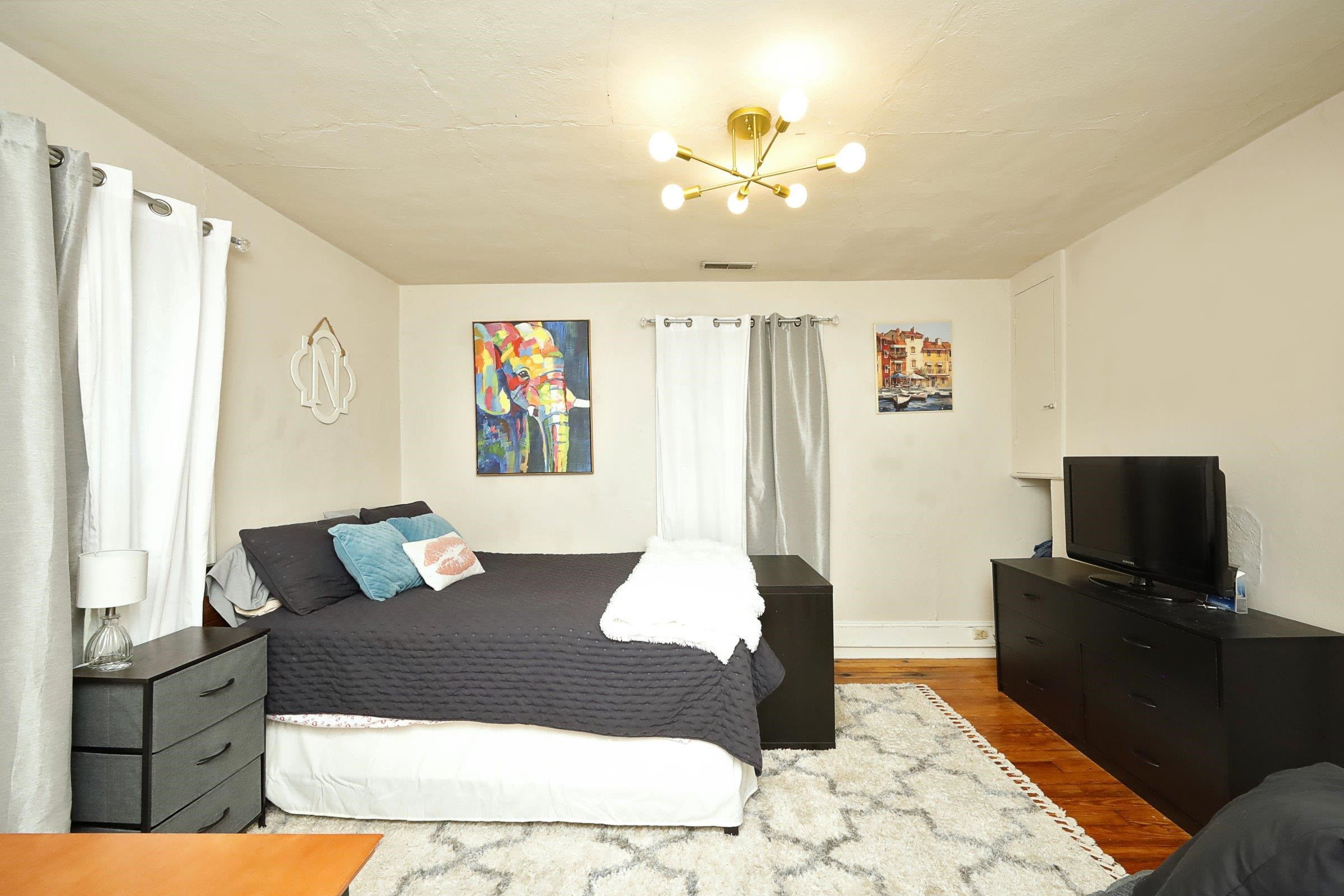 302 Henderson Street photo 18