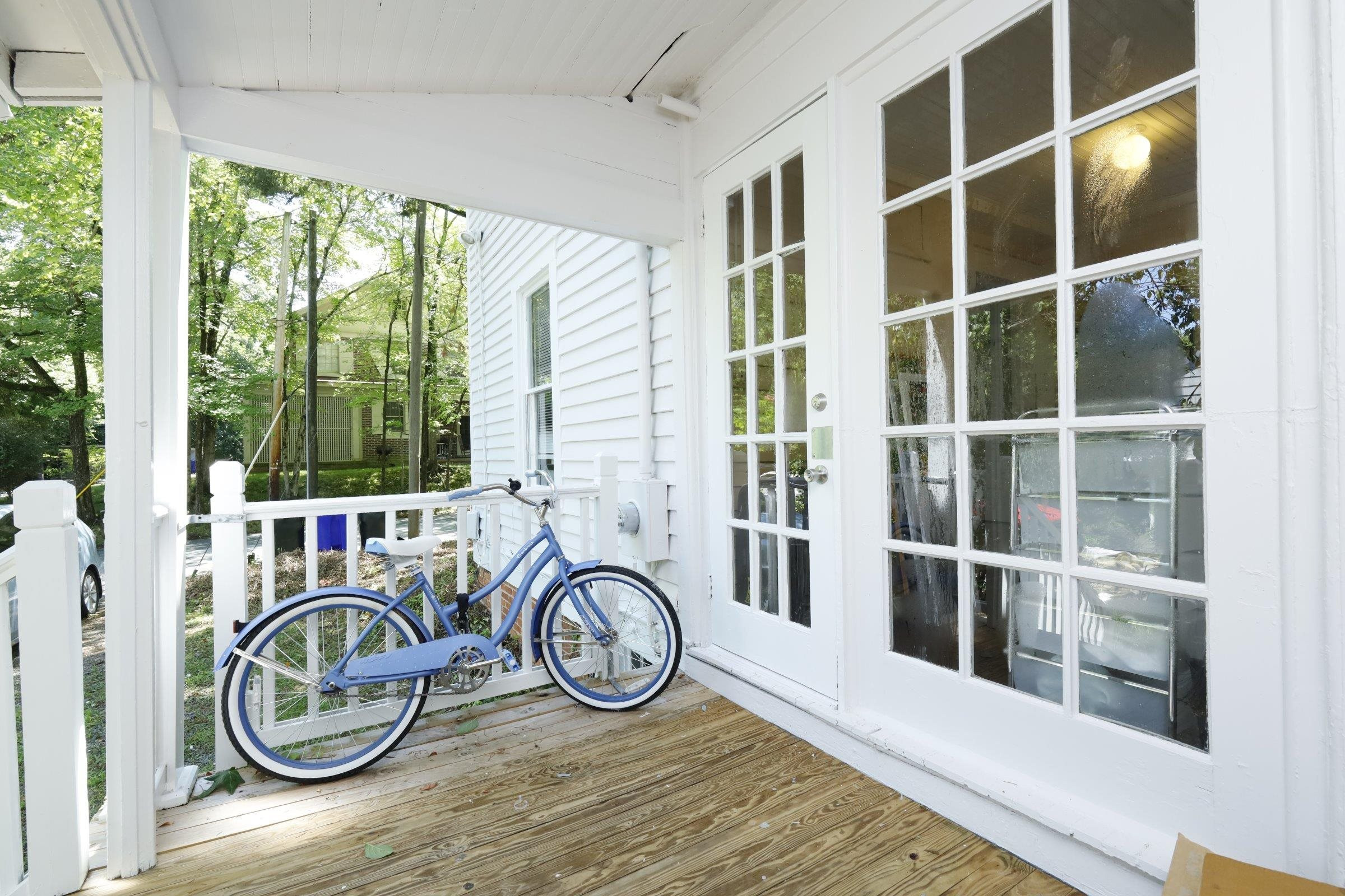 302 Henderson Street photo 23