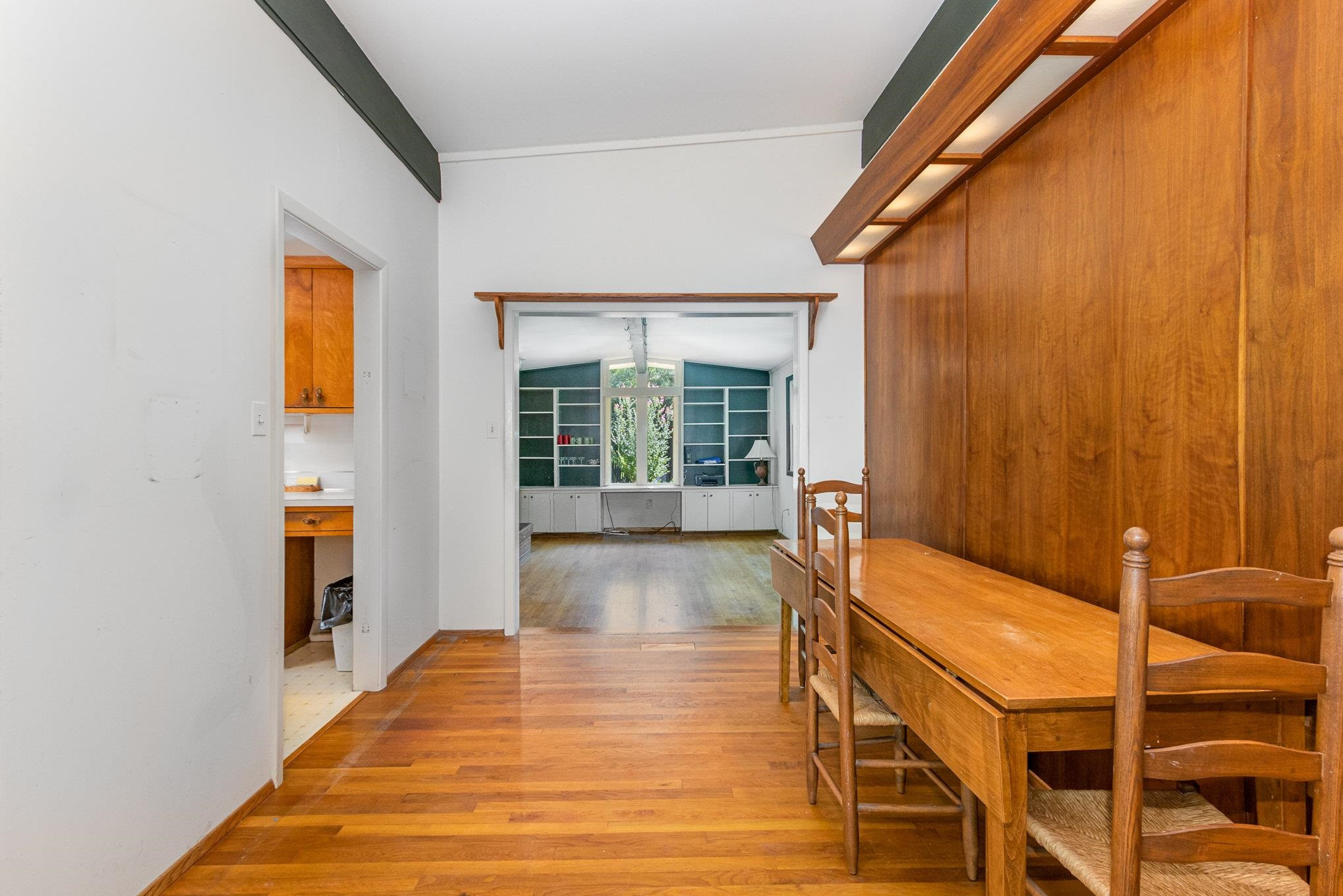 205 Simpson Street photo 5