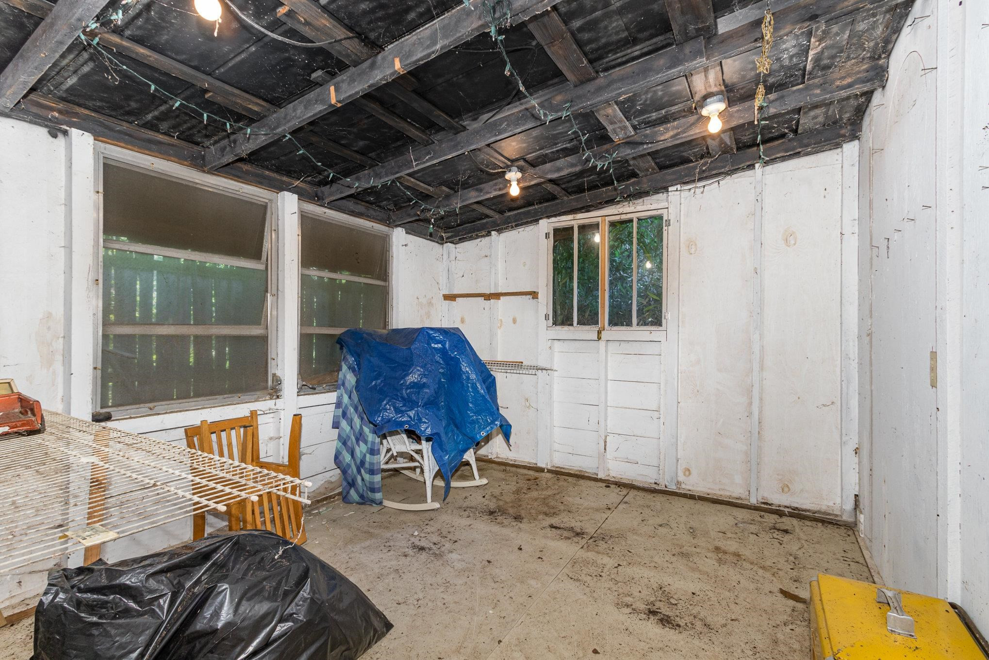 205 Simpson Street photo 18