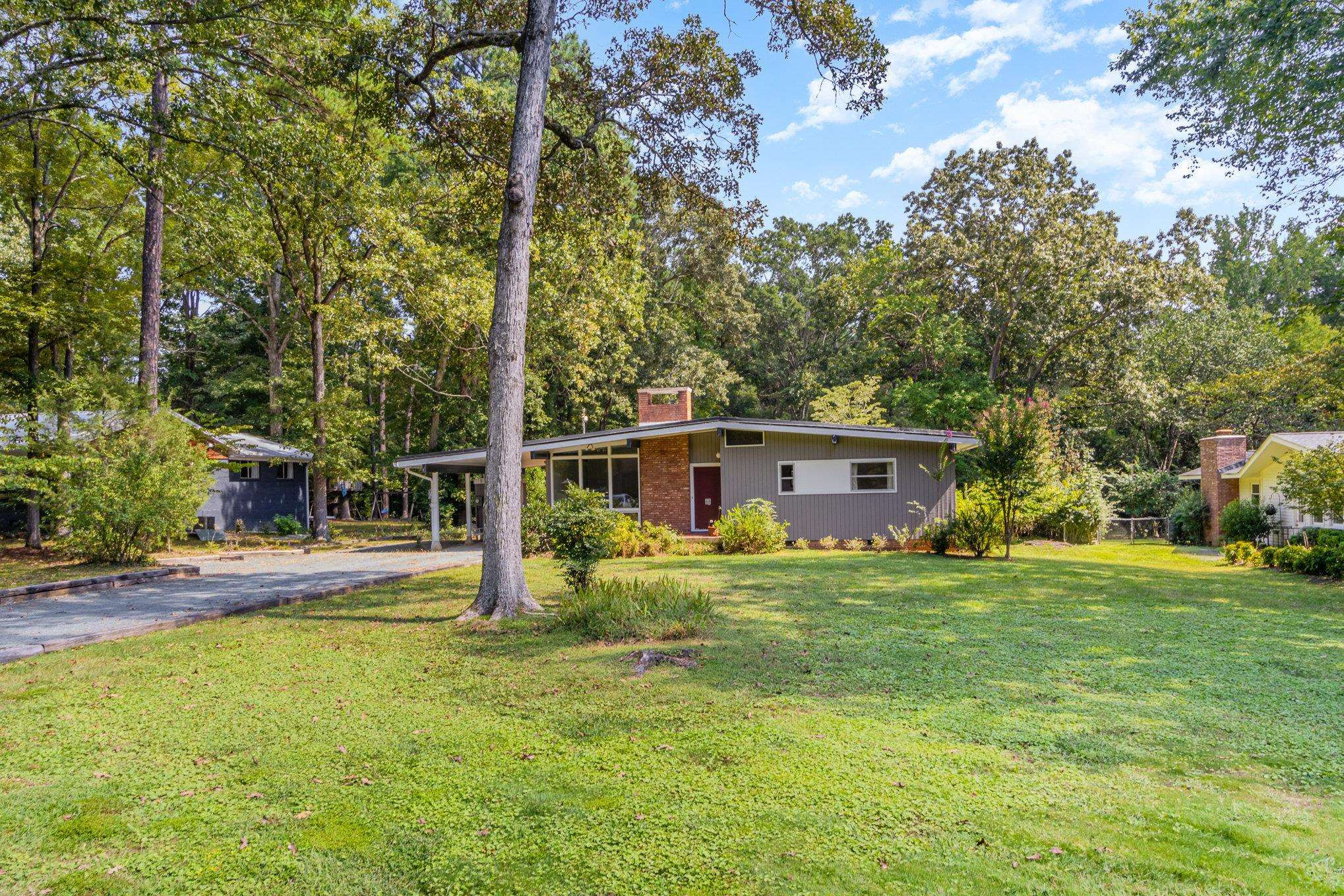 205 Simpson Street photo 25