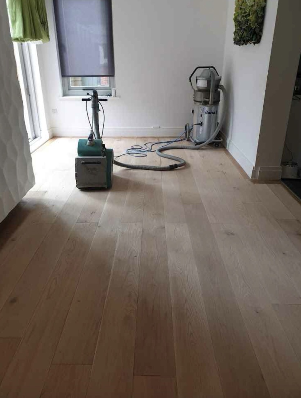 Floor caulking
