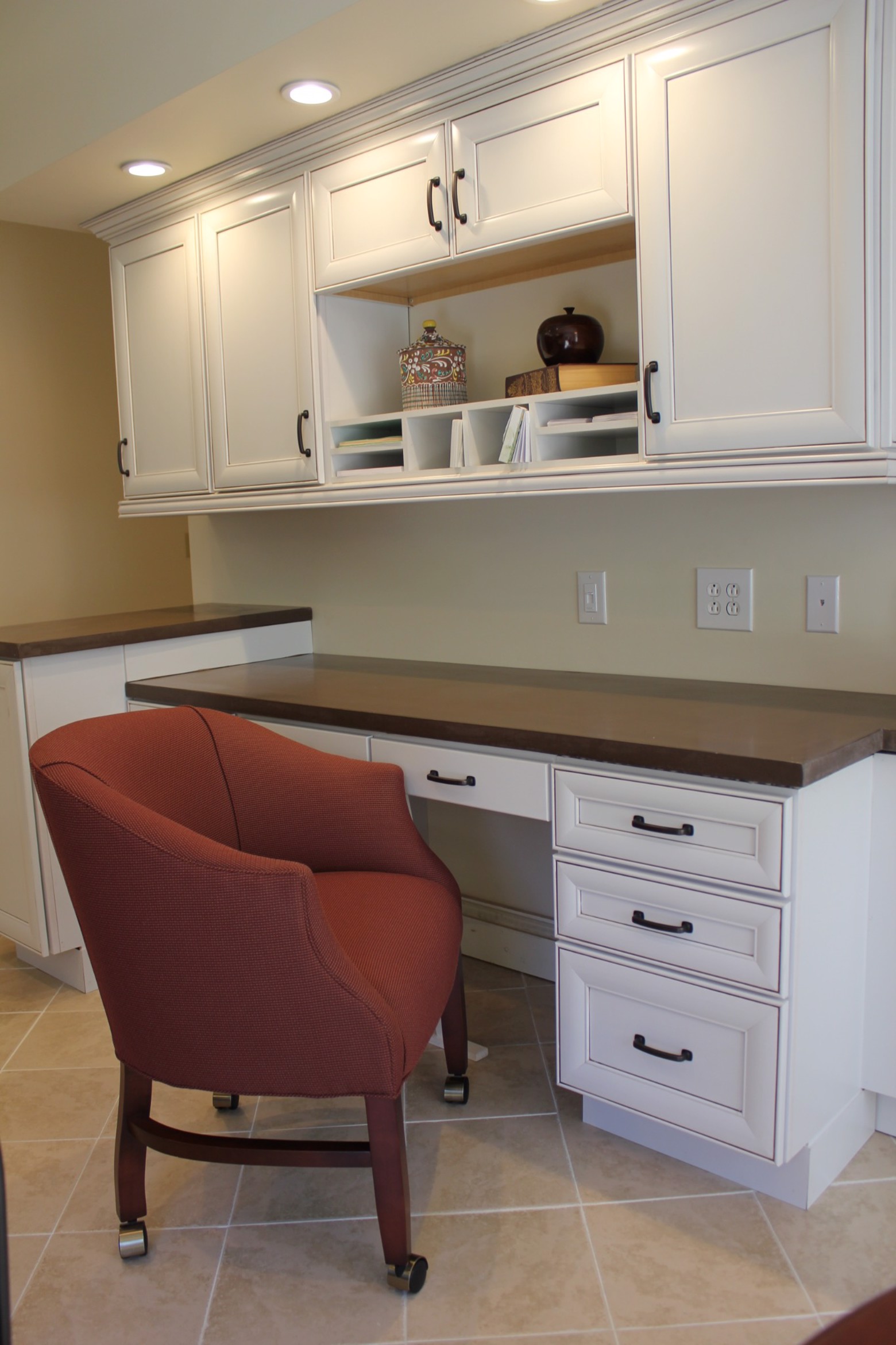 Hendersonville Patio Home by Veronica Neal Furnitureland South