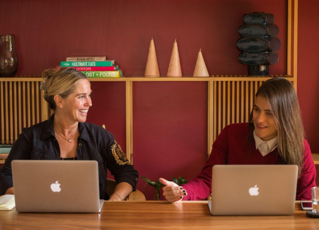 What's the teaching methodology for Spanish immersion?