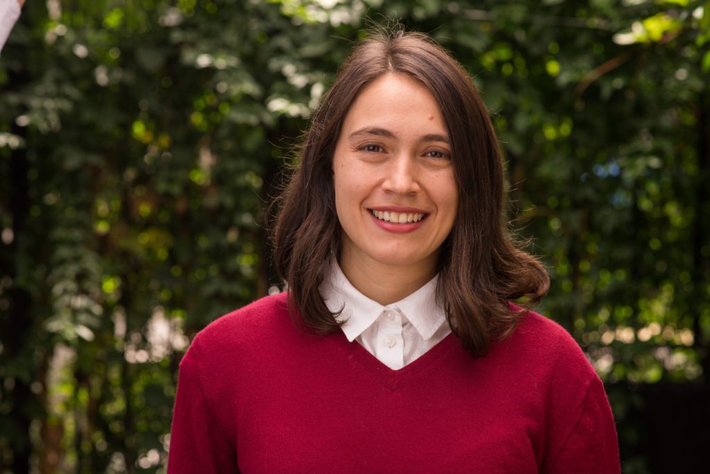What learning outcomes do Fluenz Spanish tutors deliver online?