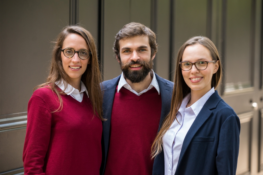 What makes Fluenz Spanish tutors stand out for online learning?