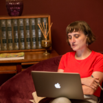 Fluenz student engaged in a live online Spanish tutoring session with a Fluenz Spanish tutor, learning one-on-one in a personalized virtual program designed for adult learners.
