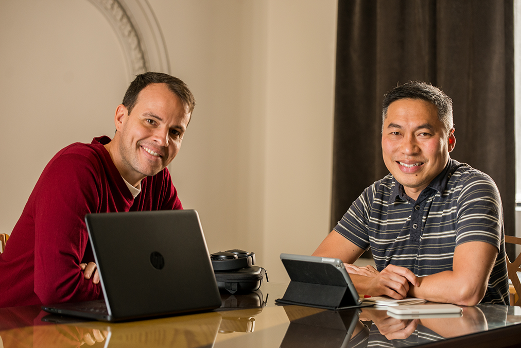How does the Fluenz Spanish Bootcamp differ from typical language programs?