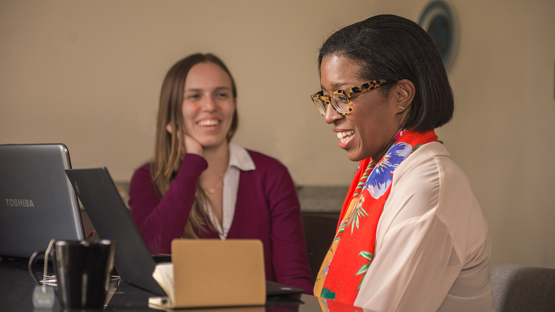 Student engaging in a personalized Spanish Bootcamp session with a Fluenz coach, part of the luxury immersion in Mexico City.