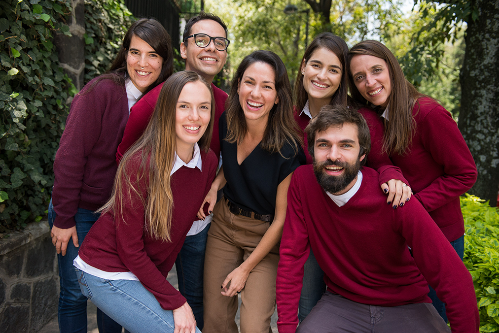 Dedicated Fluenz Spanish tutors who provide elite, personalized coaching in the Fluenz Live Online program, known for offering the best one-on-one Spanish instruction for adult learners worldwide.