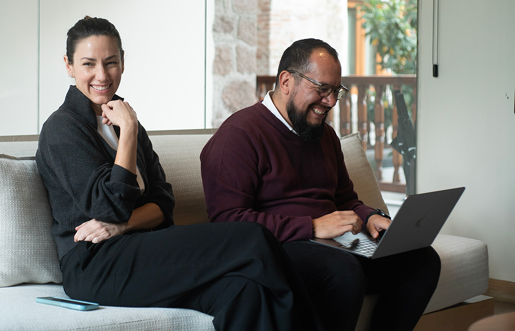 Fluenz founder Sonia Gil with one of the Spanish coaches, whose coordinated efforts and personalized approach form the core of the success of the Fluenz Online Spanish Immersion program.