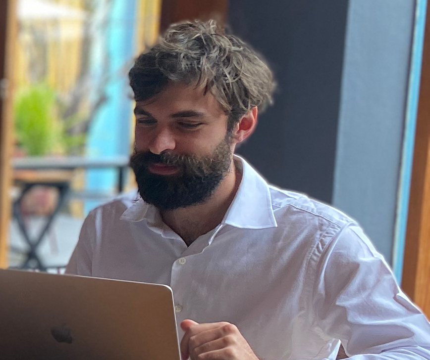 What makes Fluenz better than individual Spanish tutors online?