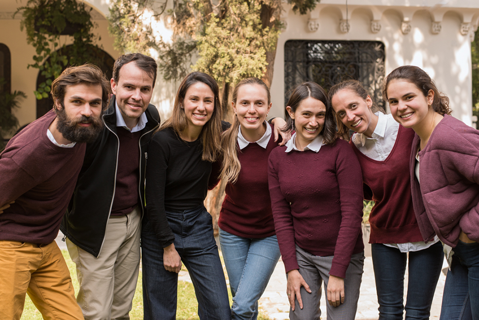 Fluenz founder Sonia Gil with the team of Spanish tutors behind the Fluenz Online Spanish Immersion, the personalized program that allows professionals to learn Spanish online or learn Spanish via Zoom through one-on-one coaching and a coordinated curriculum.