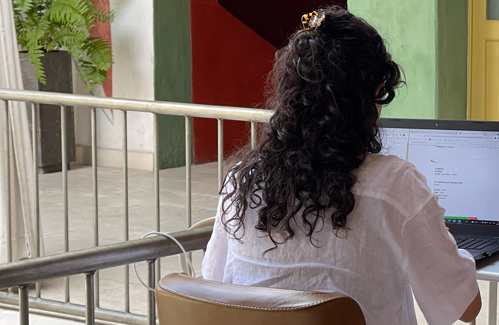 Adult student participating in the Fluenz Live Online Spanish Immersion program, learning Spanish on Zoom with the best tutors and rotating team of expert Spanish coaches, part of the most effective live online Spanish program—better than any app for mastering Spanish online.