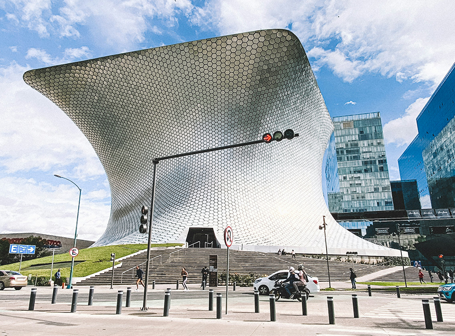 How Does the Polanco Neighborhood Enhance Learning Spanish in Mexico City? [Location Reviews]