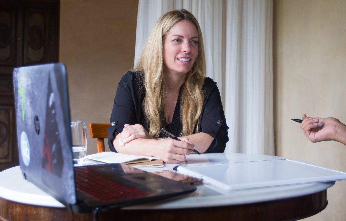 Fluenz Spanish Bootcamp tutoring session in Mexico City with a student working one-on-one with a Spanish tutor; best program to learn Spanish in Mexico City for elite adults seeking intensive Spanish learning with highly structured, personalized instruction.