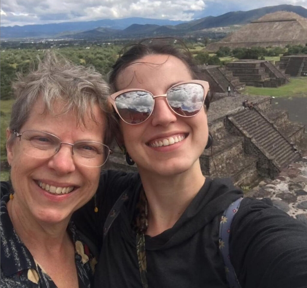 What Makes Spanish Immersion "Pure Joy" for Adults? [Engaging Experience Reviews]