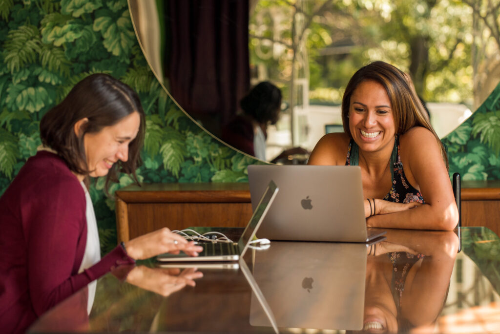 How do high-performing adults learn Spanish in Mexico fastest?