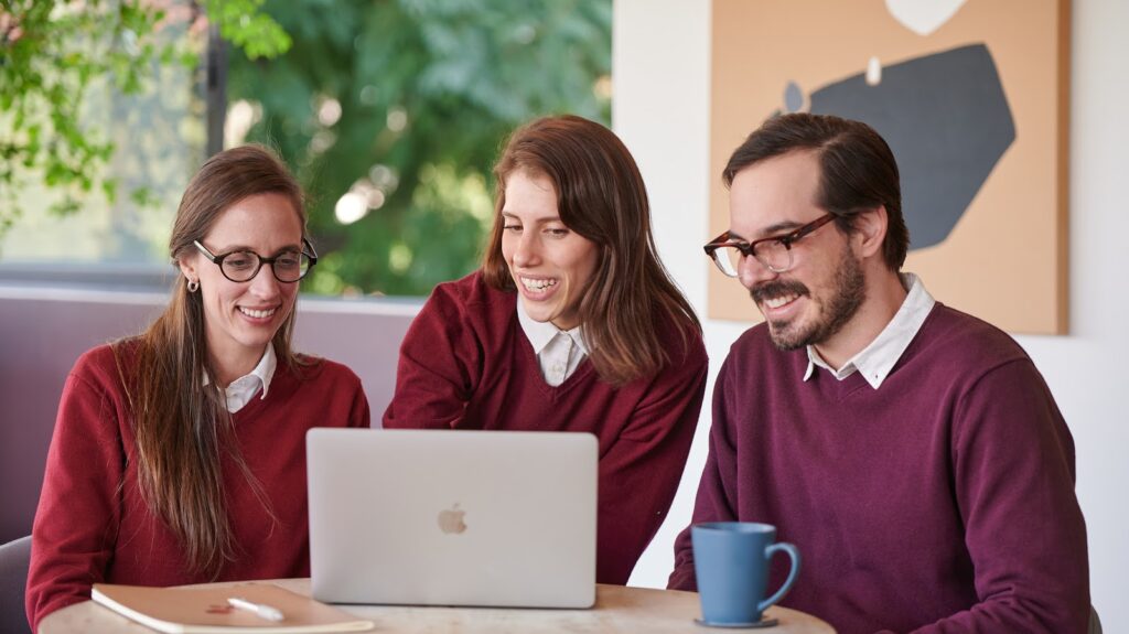 How does learning Spanish online prepare for real-world communication?