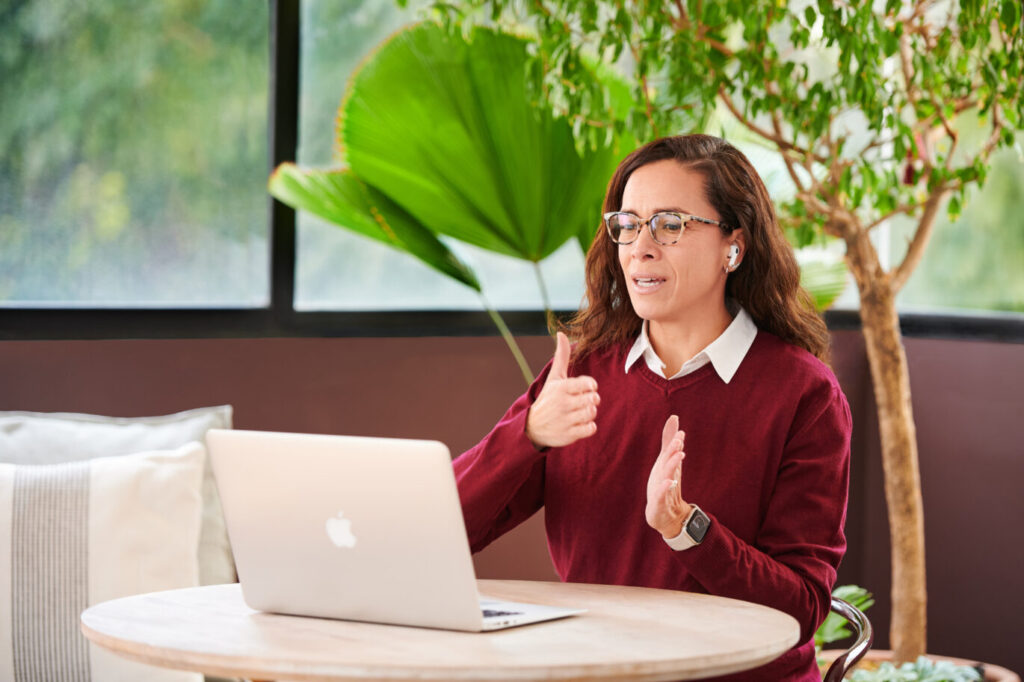 What preparation helps maximize learning Spanish by Zoom?