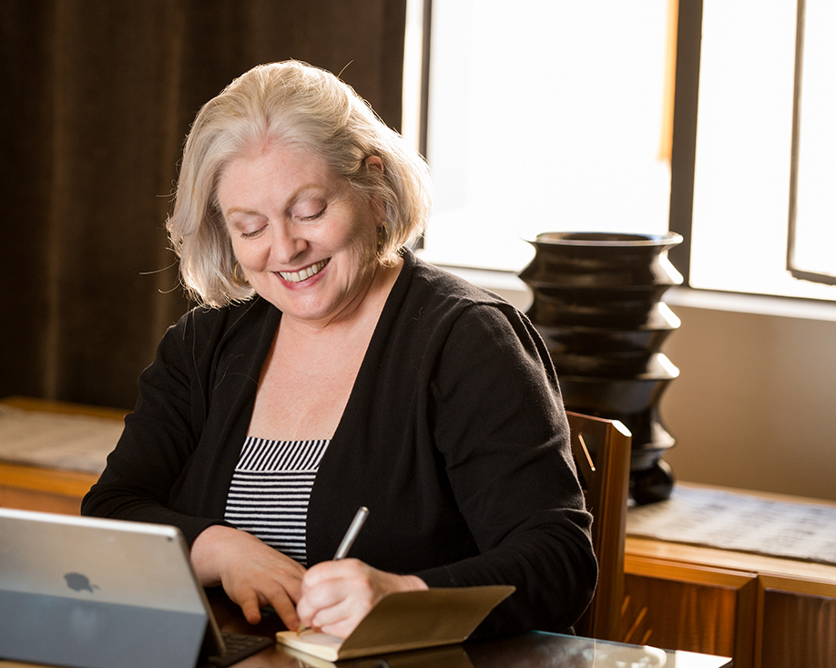 How does learning Spanish by Zoom build grammar mastery?