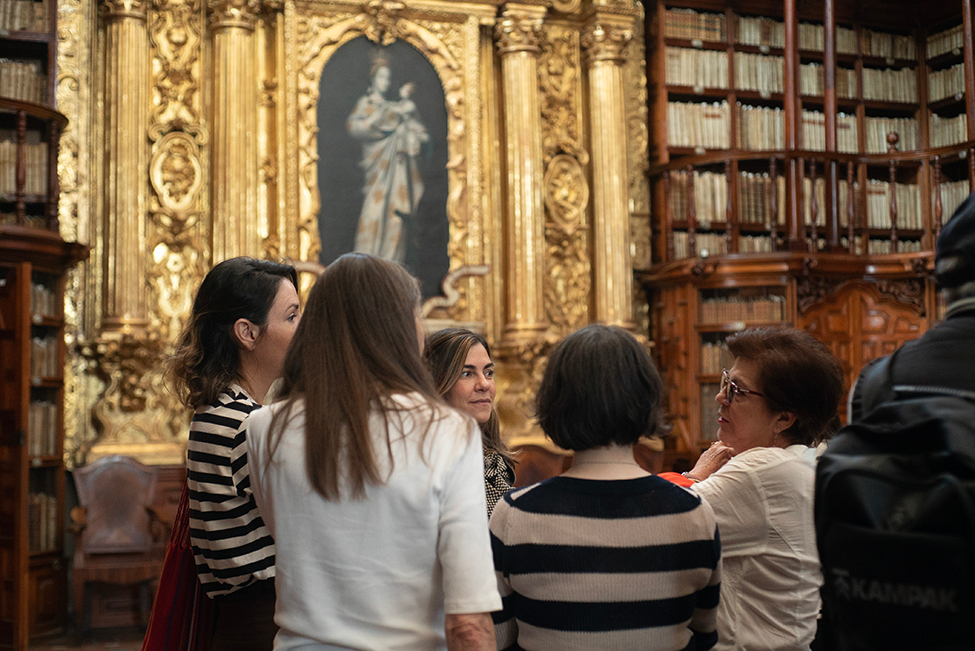 How Does High-End Intensive Immersion Combine Chef Table with One-on-One Structured Learning?