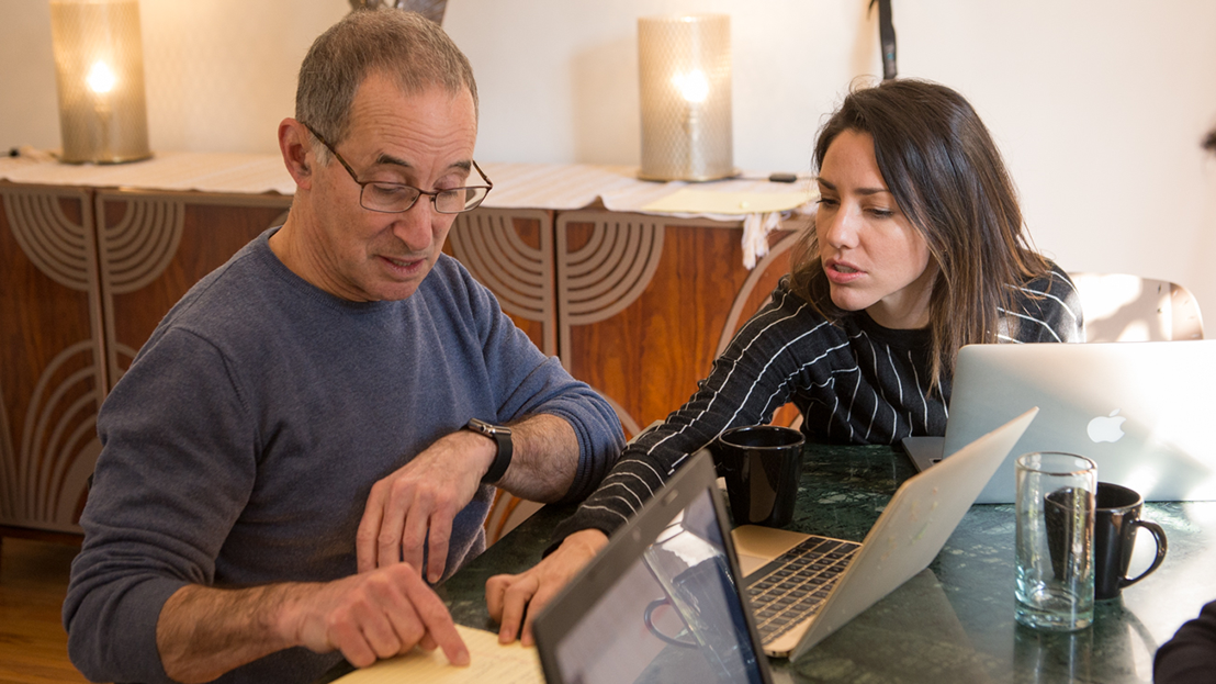 Adult learner with Sonia Gil during the Fluenz Miami Spanish Bootcamp, where students work directly with expert Spanish tutors in personalized, conversation-focused sessions designed to build real-world fluency.