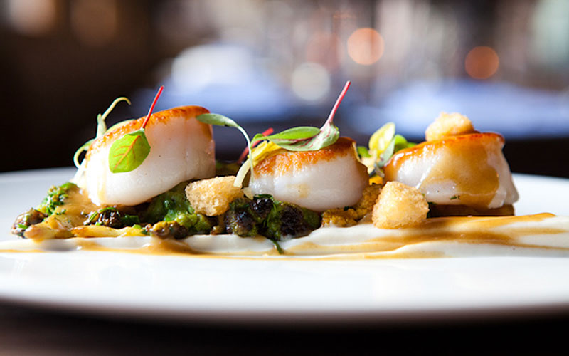 CATCH New York Members and their guests receive a complimentary round