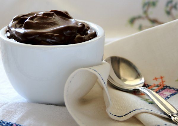 raw chocolate avocado pudding rawtarian
