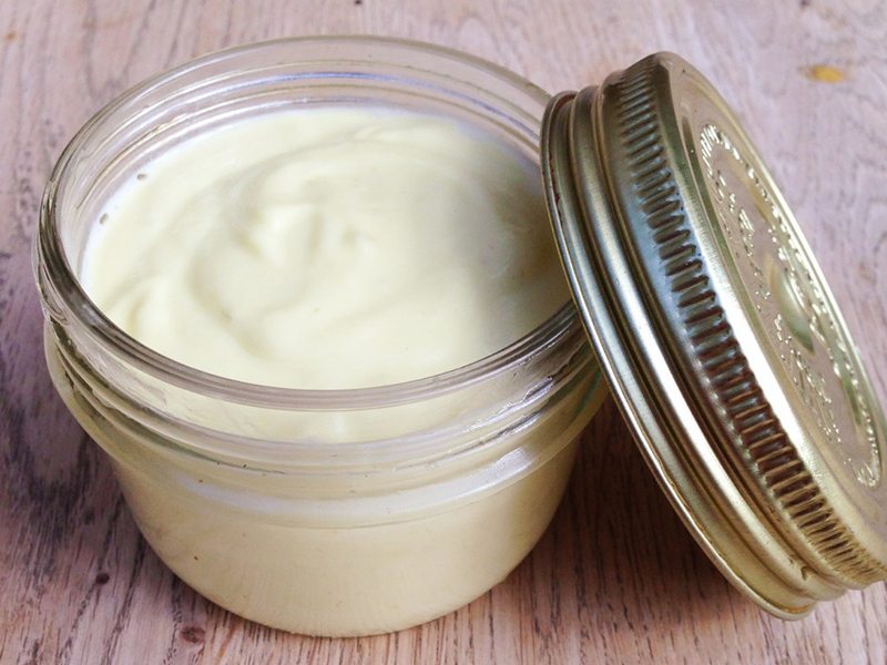 Paleo Garlic Mayo
