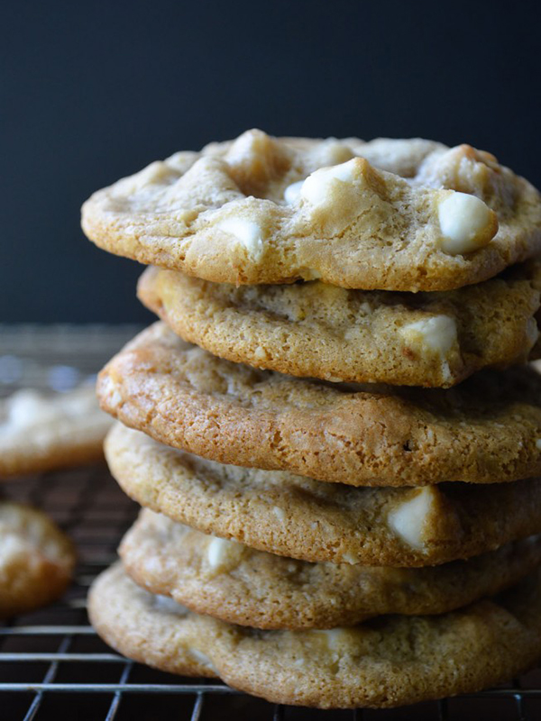 Flourless White Chocolate Chip Macadamia Cookies