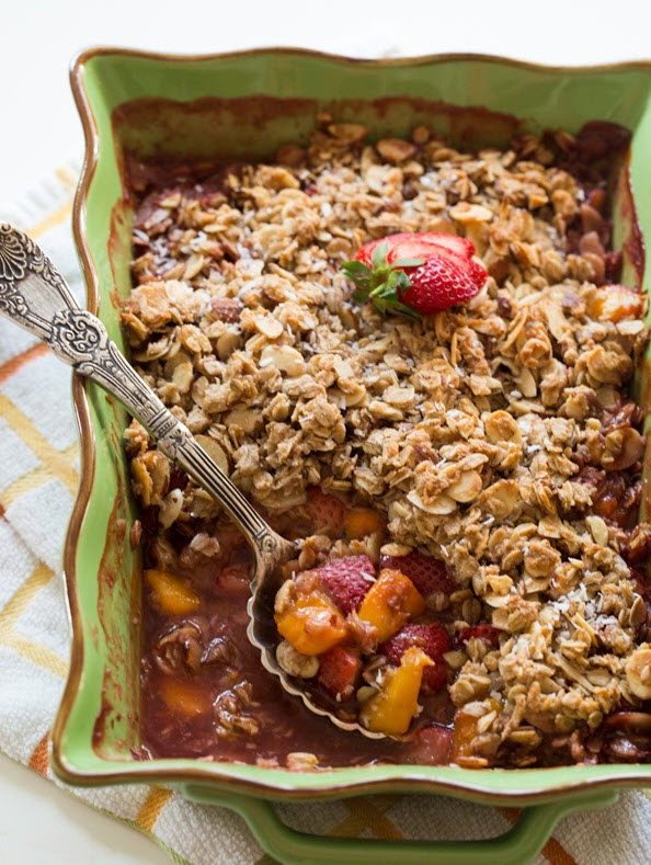 Strawberry Lime Mango Crisp