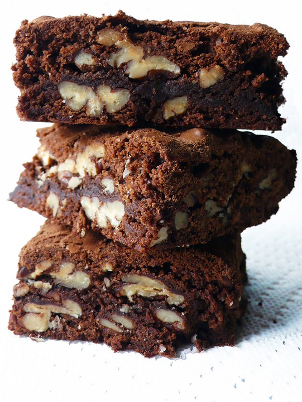 Chocolate Walnut Avocado Brownies