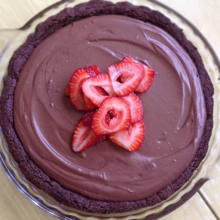 Amaretto Chocolate Mousse Pie