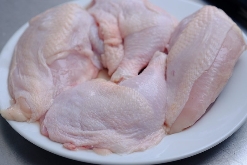 Slow Cooker Poached Chicken in Tarragon Cream Sauce