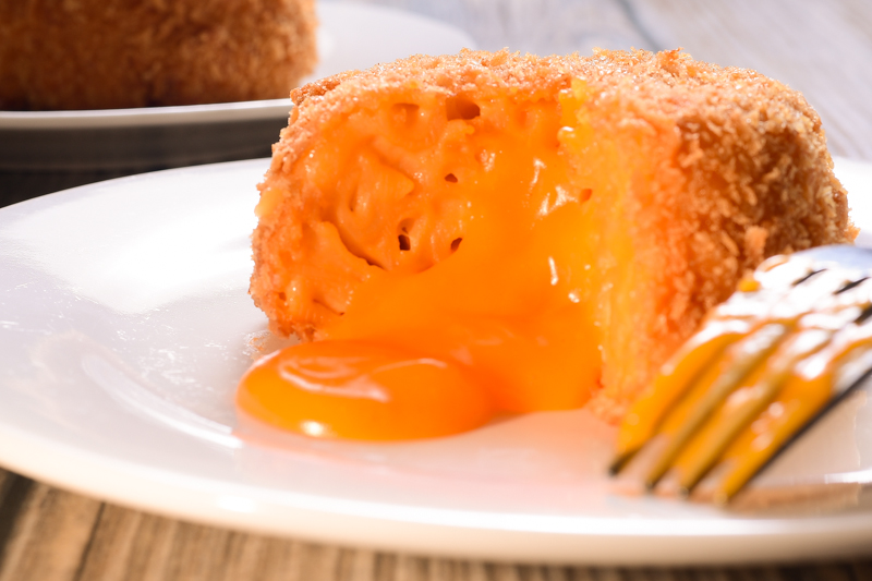 Mac and Cheese Lava Cake