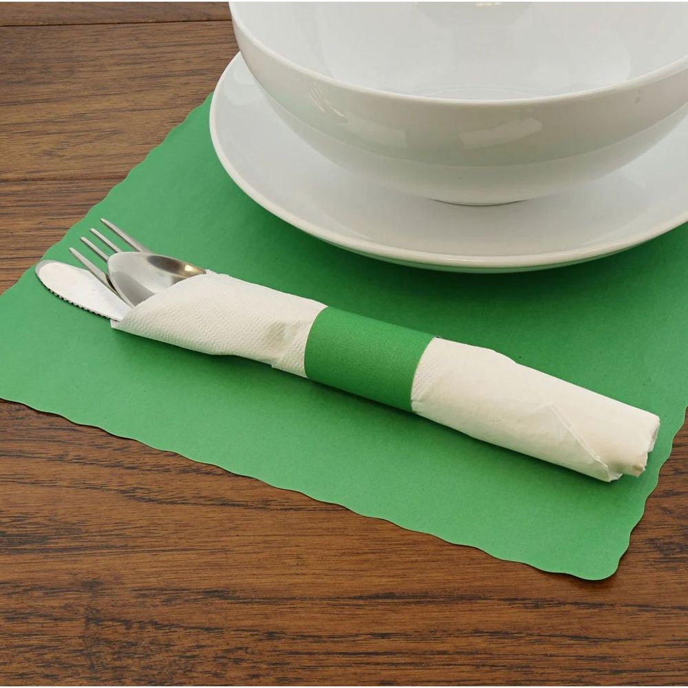 Green Scalloped Placemat