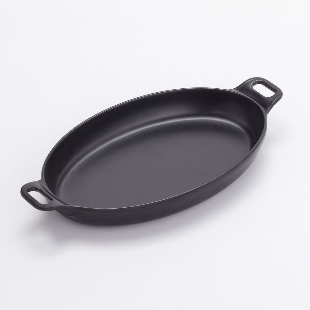 American Metalcraft Black Melamine Cast Iron Oval Casserole With 10-3/8 Inch Length Handles, 8-1/4 X 5-1/2 X 1-1/2 Inch