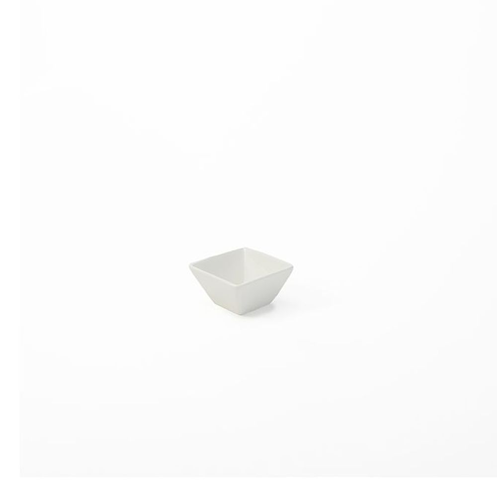 American Metalcraft White Porcelain Square Sauce Cup, 11.2 Ounce Capacity